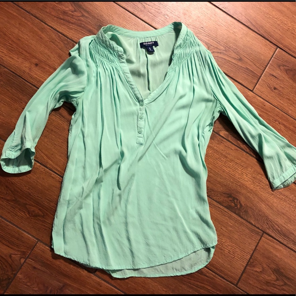 Old Navy blouse